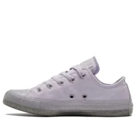 Chuck Taylor All Star “Mor”