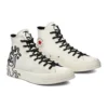 Keith Haring x Converse Chuck 70 Yüksek Bilekli Ayakkabı Egret Beyaz “Egret Siyah Kırmızı” Keith Haring x Converse Chuck 70 Yüksek Bilekli Ayakkabı Egret Beyaz “Egret Siyah Kırmızı”