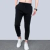 Logo Örgü Jogger Asya Bedenleri “Siyah”